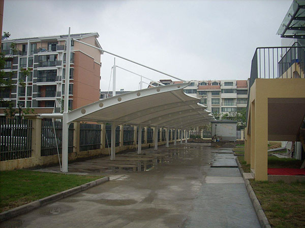 膜結(jié)構(gòu)汽車棚