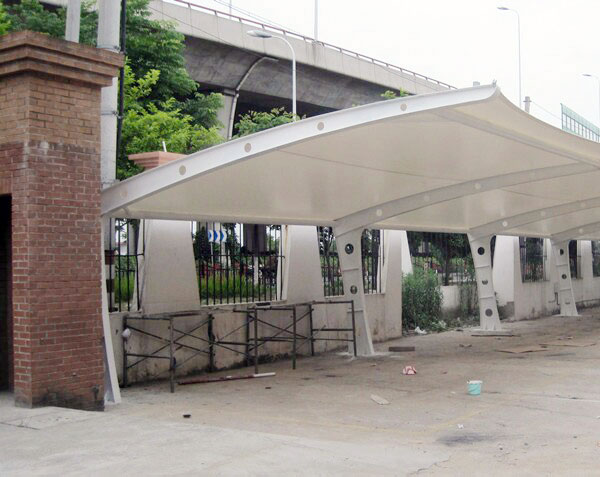 膜結(jié)構(gòu)汽車棚