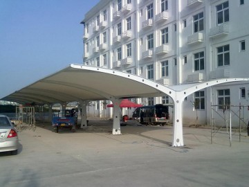 膜結(jié)構(gòu)汽車棚